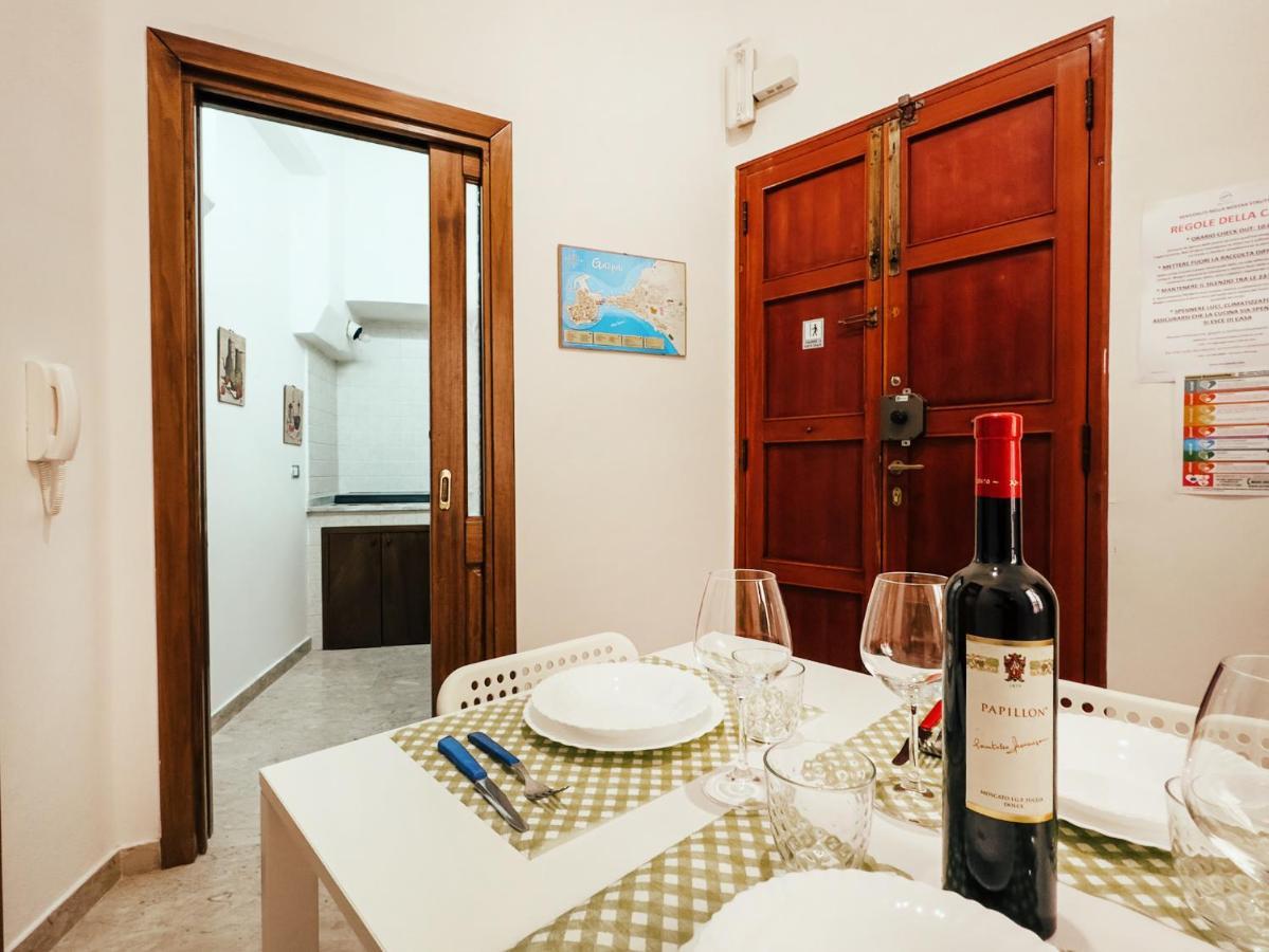 Garibaldi Apartment - Old Town - By Click Salento 갈리폴리 외부 사진